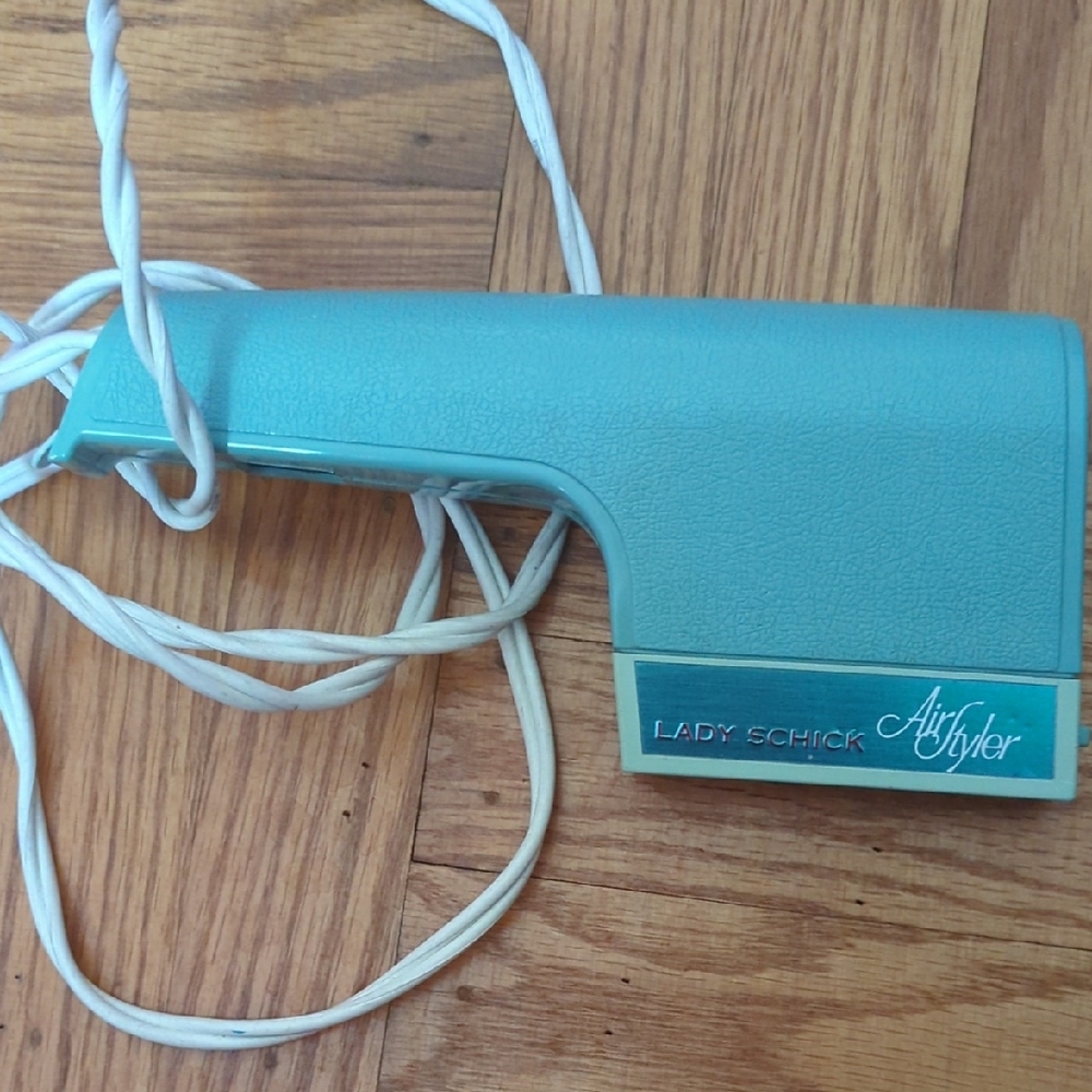 Last Schick Vintage AirStyler Turquoise Hair Dryer